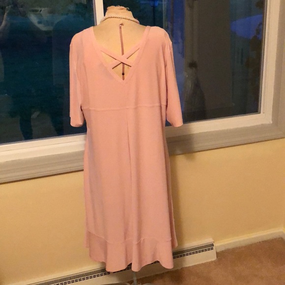 Blush tea length short sleeve dress - Picture 2 of 3